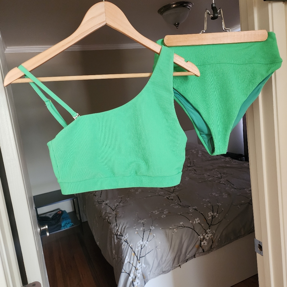 Beach Riot Green Ribbed High-Waist Bikini Set - Picture 3 of 6